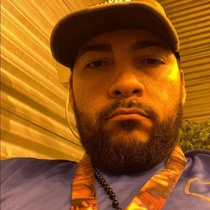 Meet your Posher, Moises